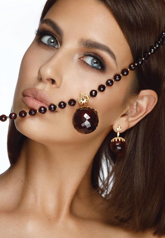 Gintaro papuošalai